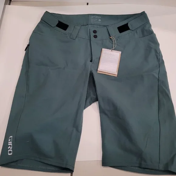 Giro Women's Arc Short Gray Green Size 6 Retail: $120.00 New with tags - Picture 2 of 7